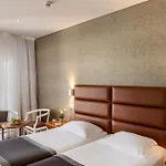 Hotel Faros 4*