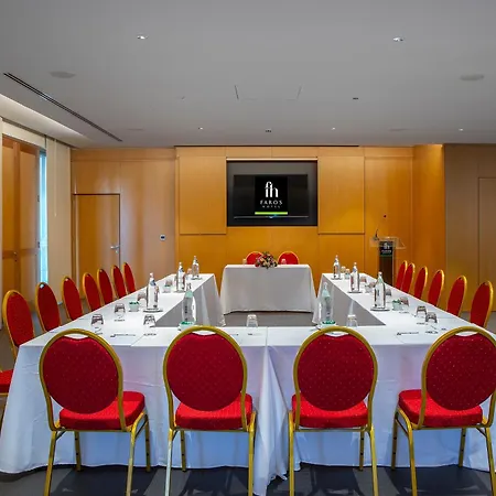 Hotel Faros 4*