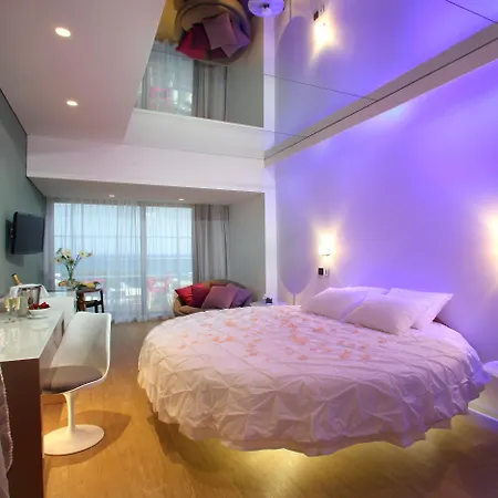 Faros Hotel