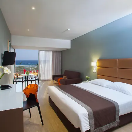 Hotel Faros