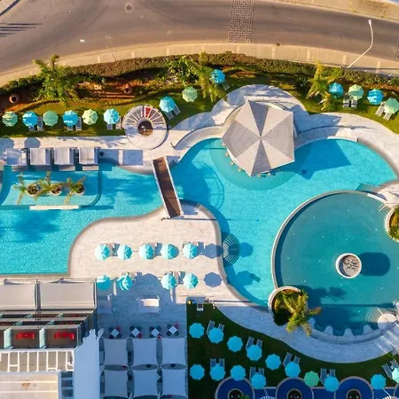Hotel Faros
