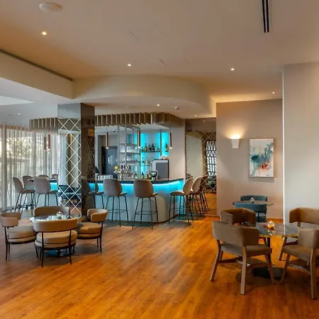 Faros Hotel 4*
