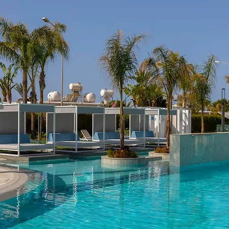 Hotel Faros