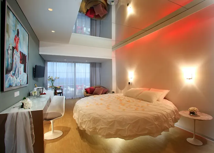 Szálloda Faros Ajía Nápa